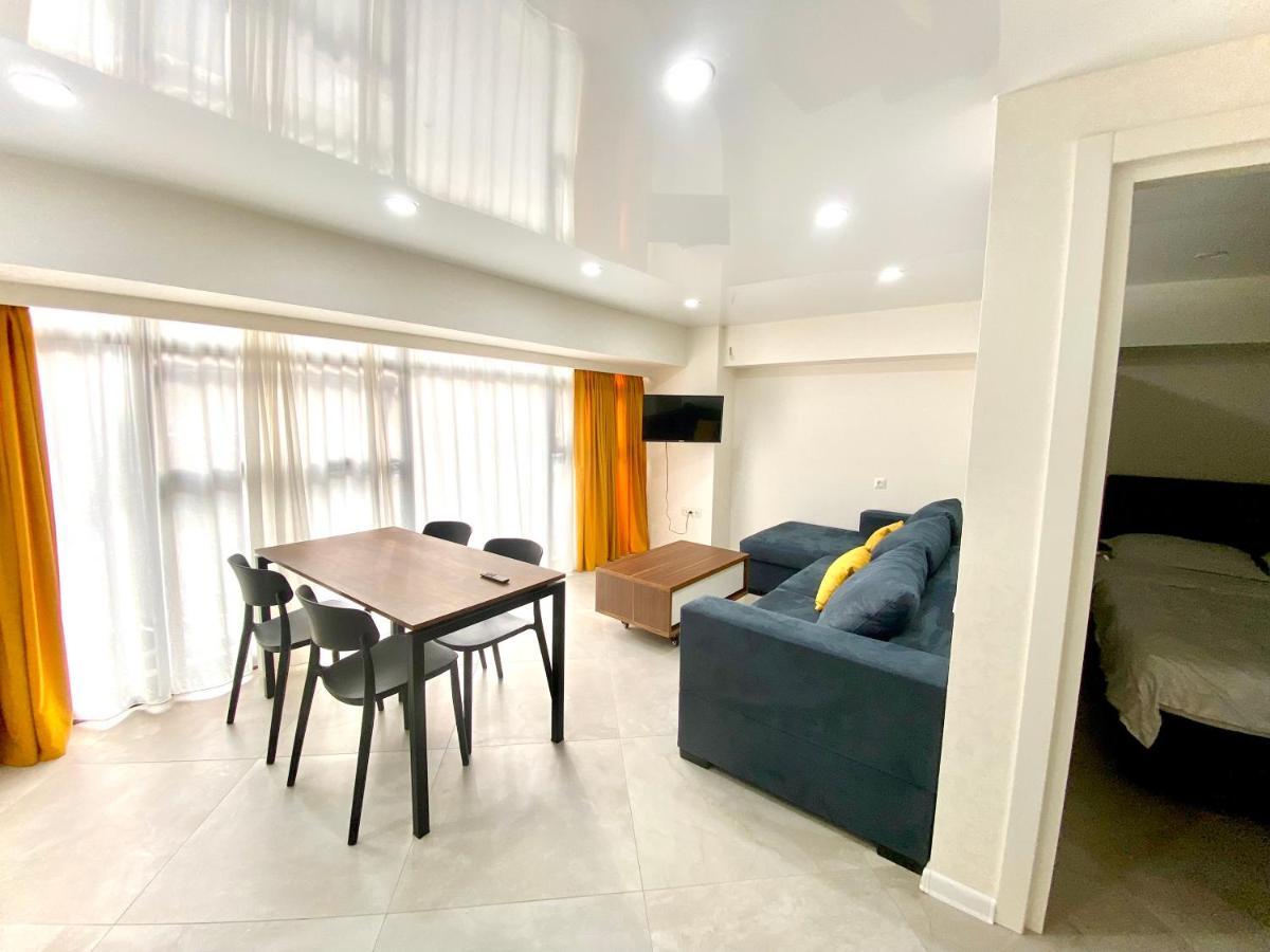 Gss - A Apartment Tbilisi Exterior photo